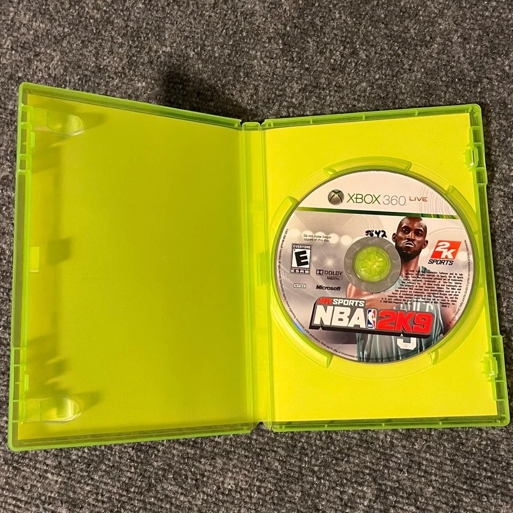 NBA 2K9 Xbox 360 2K Sports Kevin Garnett Basketball Video Game Display Box Case